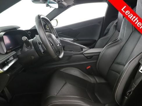 Used 2021 Chevrolet Corvette Stingray Coupe w/ 1LT RWD image 17