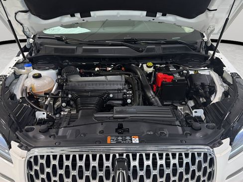 Used 2024 Lincoln Corsair FWD image 23