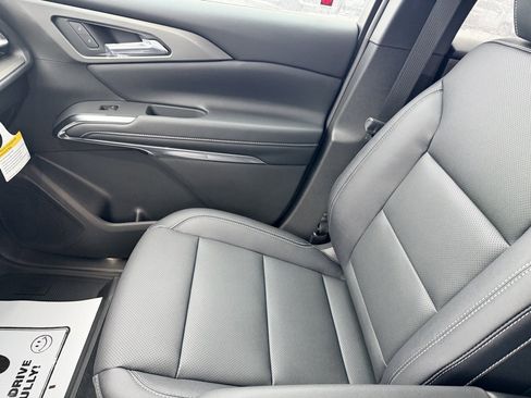 New 2026 Chevrolet Traverse LT w/ Driver Confidence Package image 28