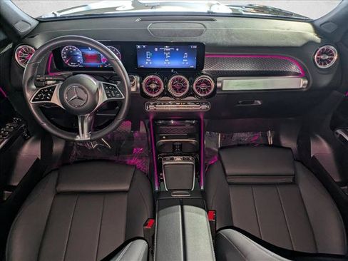 Certified 2025 Mercedes-Benz GLB 250 image 17