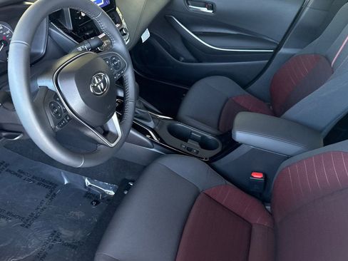 Certified 2025 Toyota Corolla SE image 12