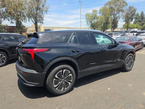 Used 2024 Chevrolet Blazer EV LT AWD/4WD image 2