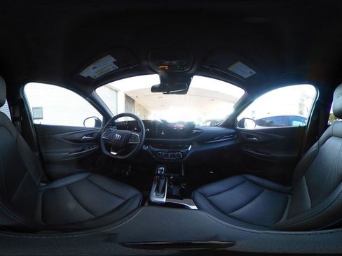 Used 2025 Buick Envista Sport Touring image 41