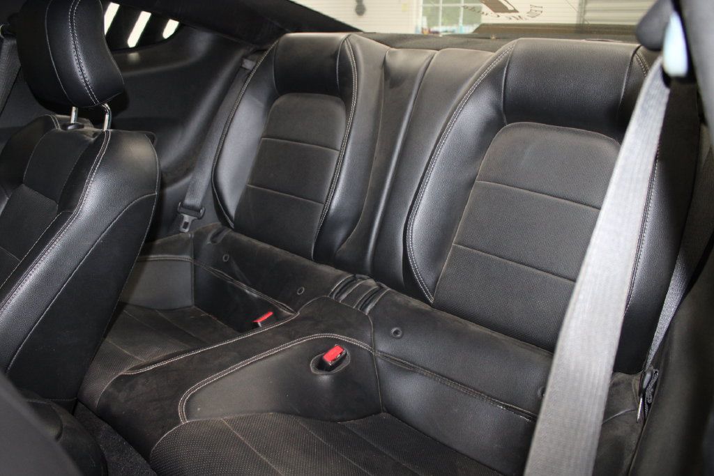 Used 2017 Ford Mustang GT Premium w/ GT Performance Package RWD image 17