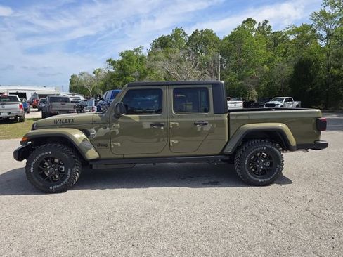 New 2026 Jeep Gladiator Sport AWD/4WD image 6
