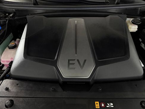 Used 2023 Kia EV6 GT AWD/4WD image 37