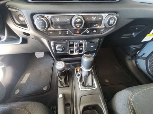 New 2025 Jeep Gladiator Sport image 47