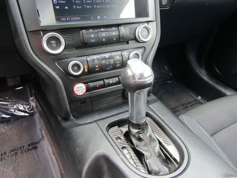 Used 2015 Ford Mustang Coupe w/ Equipment Group 051A RWD image 18