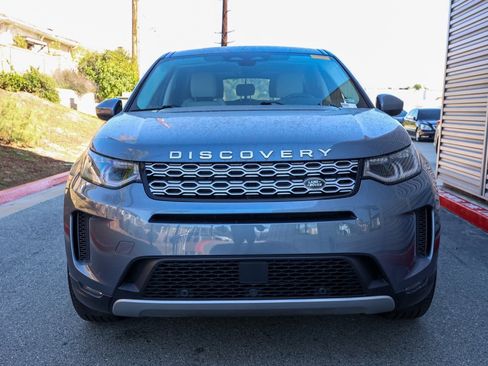 Used 2023 Land Rover Discovery Sport SE image 9