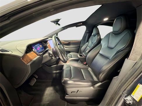 Used 2020 Tesla Model X Long Range image 16