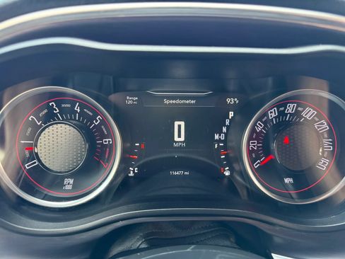 Used 2016 Dodge Challenger SXT RWD image 12