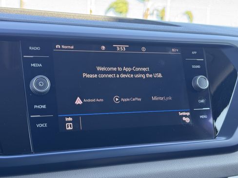 Used 2022 Volkswagen Taos SE w/ IQ.Drive SE Package image 26