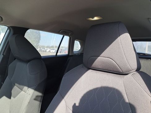 Certified 2023 Toyota Corolla Cross LE image 16