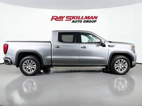 Used 2023 GMC Sierra 1500 Denali w/ Technology Package AWD/4WD image 8