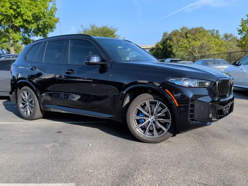 Used 2025 BMW X5 sDrive40i w/ Executive Package RWD image 2