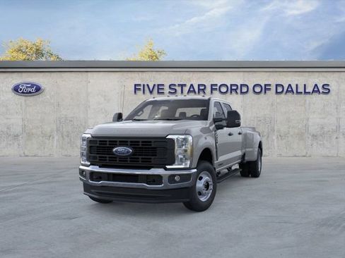 New 2026 Ford F350 XL image 2