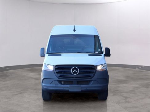 Used 2024 Mercedes-Benz Sprinter 144 Cargo image 2