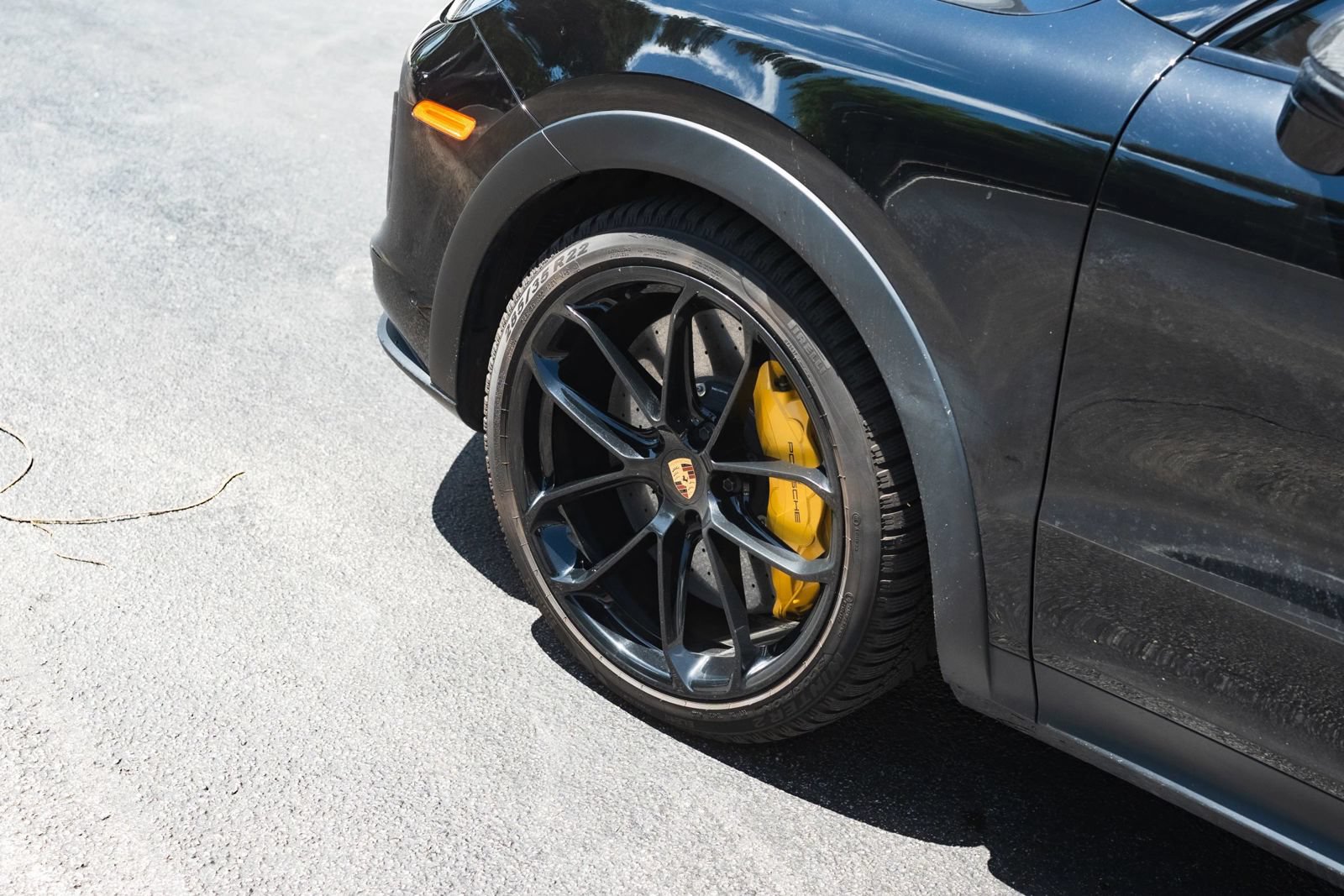 Used 2023 Porsche Cayenne Turbo GT AWD/4WD image 3