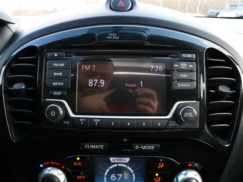 Used 2015 Nissan Juke SV w/ Cold Weather Package image 25