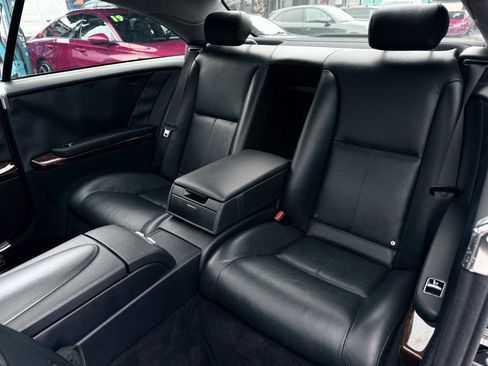 Used 2010 Mercedes-Benz CL 550 4MATIC image 33