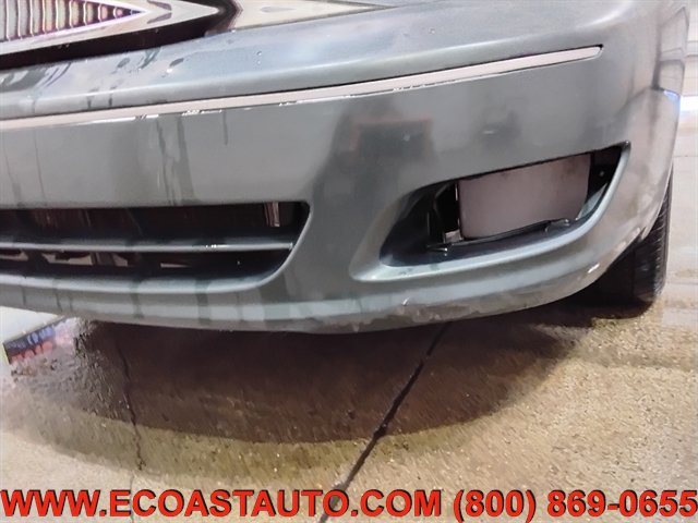 Used 2000 Toyota Avalon XLS FWD image 16