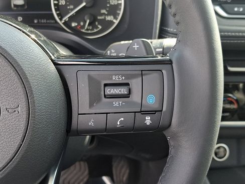 Certified 2023 Nissan Rogue SV w/ SV Premium B Package image 22