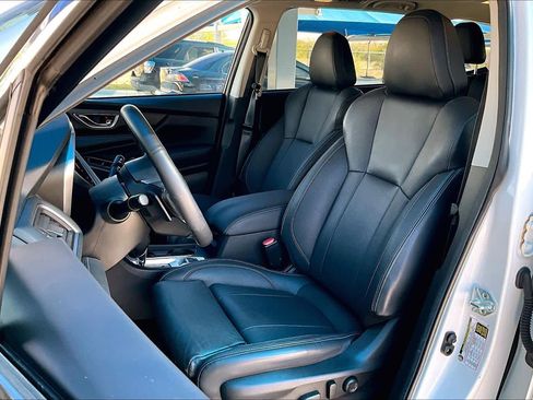 Used 2023 Subaru Ascent Limited w/ Technology Package image 8