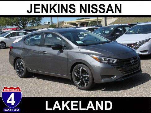 New 2025 Nissan Versa SR image 1