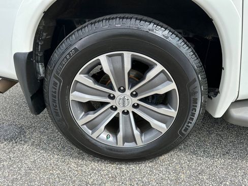 Used 2015 Nissan Armada SL w/ Moonroof Package RWD image 15