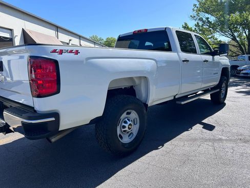Used 2019 Chevrolet Silverado 2500 W/T w/ WT Convenience Package image 3