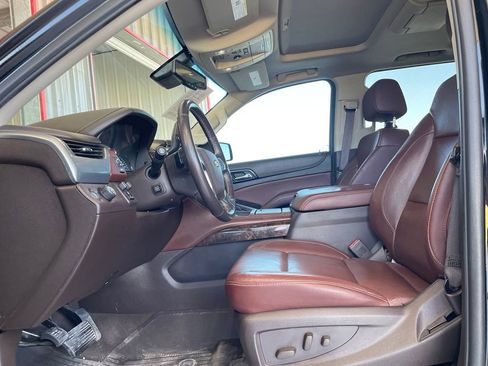 Used 2019 Chevrolet Tahoe Premier RWD image 10