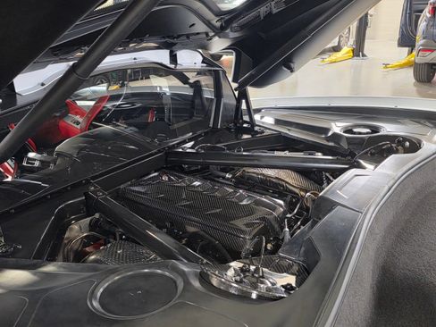 Used 2022 Chevrolet Corvette Stingray Premium Cpe w/ Z51 Performance Package RWD image 22