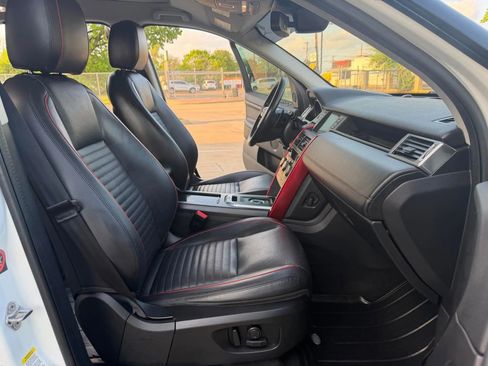 Used 2017 Land Rover Discovery Sport HSE Luxury AWD/4WD image 24