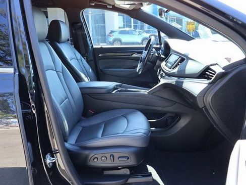 Certified 2024 Buick Enclave Premium image 9