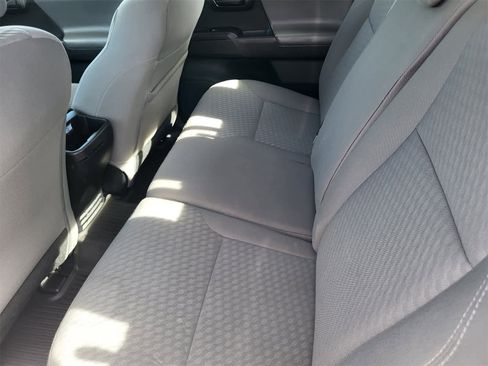 Used 2022 Toyota Tacoma SR image 26