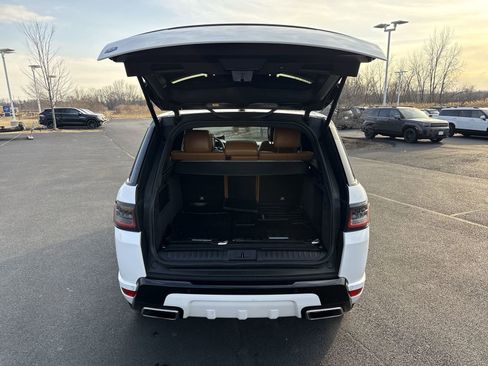 Used 2018 Land Rover Range Rover Sport Supercharged AWD/4WD image 24