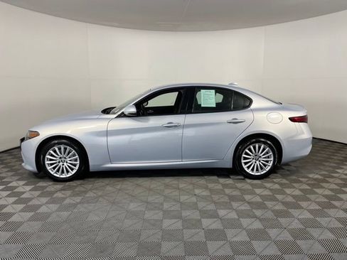 Used 2022 Alfa Romeo Giulia Sprint AWD/4WD image 4