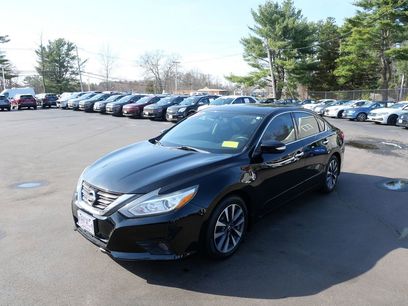 Used 2017 Nissan Altima 2.5 SV w/ Convenience Package