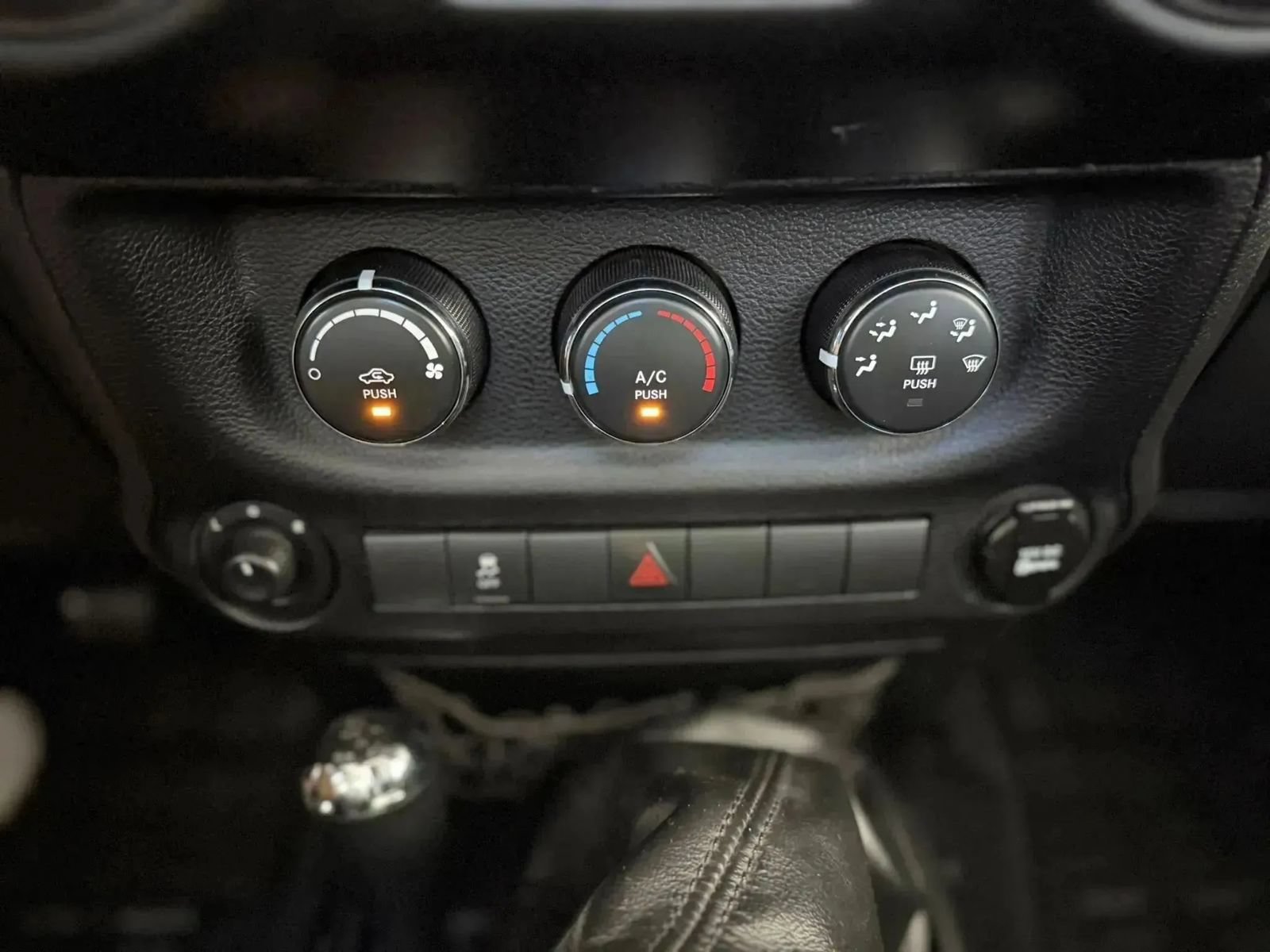 Used 2014 Jeep Wrangler Unlimited Sport w/ Quick Order Package 23S AWD/4WD image 15