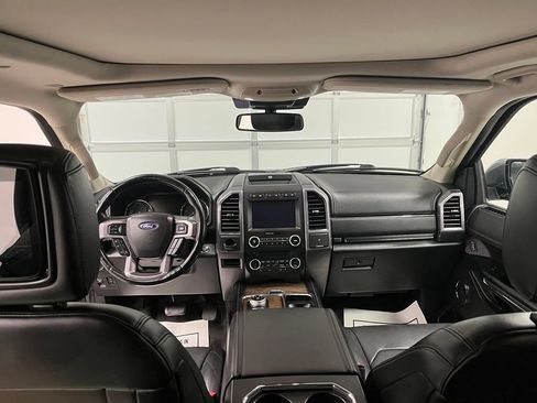 Used 2018 Ford Expedition Max Platinum AWD/4WD image 26