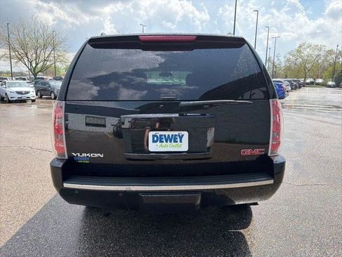 Used 2014 GMC Yukon Denali AWD/4WD image 4
