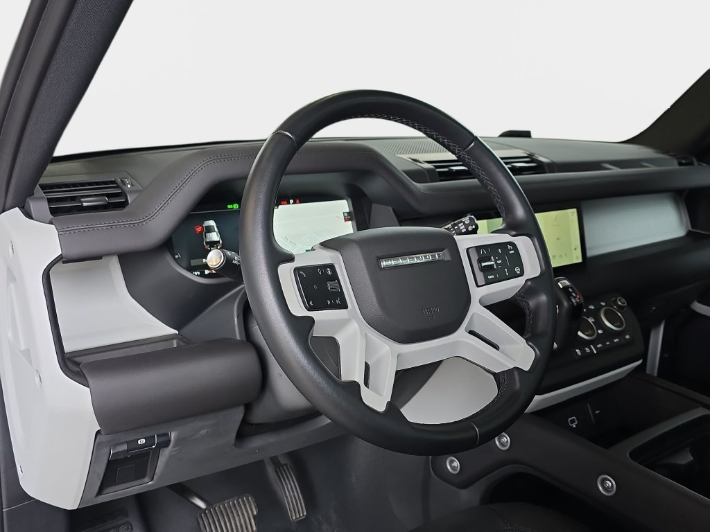 Used 2024 Land Rover Defender 110 S AWD/4WD image 18