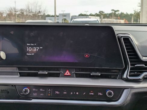 Certified 2025 Kia Sportage SX image 20