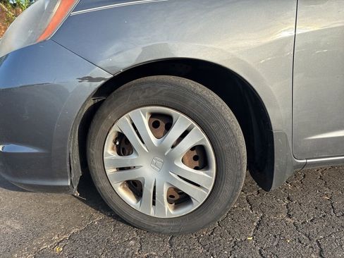 Used 2011 Honda Fit image 2