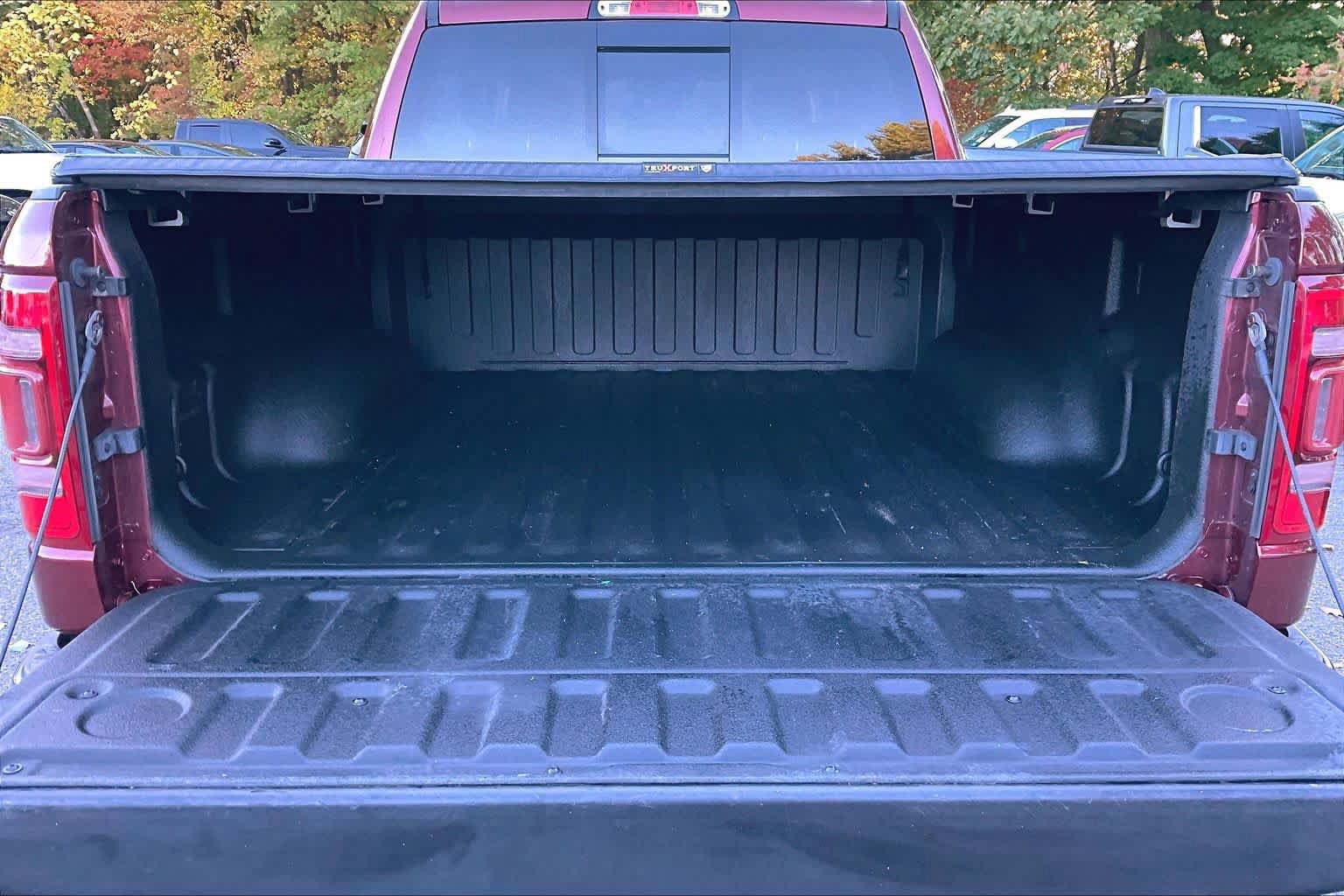 Used 2021 RAM 1500 Laramie AWD/4WD image 30