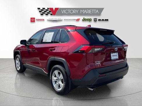 Used 2020 Toyota RAV4 XLE w/ All Weather Liner Package AWD/4WD image 3