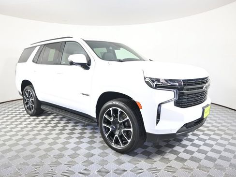 Used 2024 Chevrolet Tahoe RST w/ Luxury Package AWD/4WD image 9