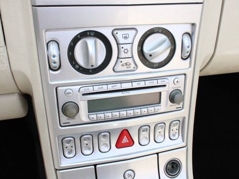 Used 2005 Chrysler Crossfire Limited RWD image 15
