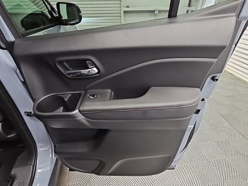 New 2026 Honda Ridgeline Black Edition image 38