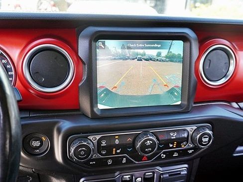 Used 2020 Jeep Gladiator Rubicon AWD/4WD image 30